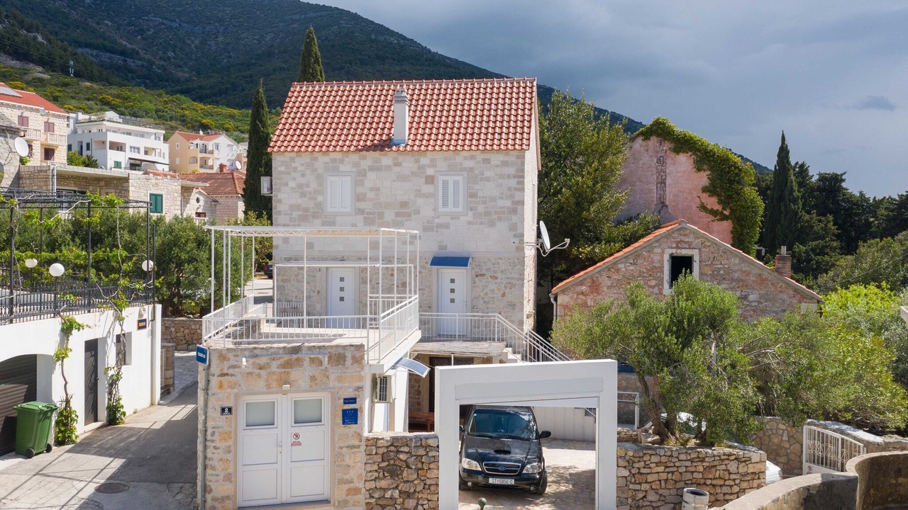 Photo of Outdoor in Bol