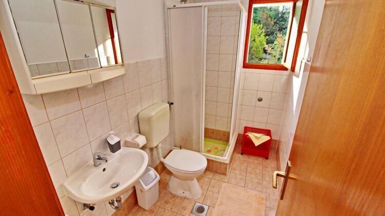 Photo of Bathroom in Blato