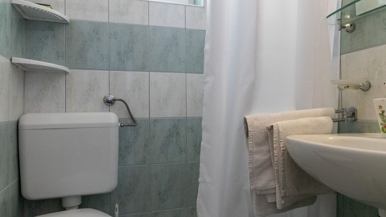 Photo of Bathroom in Plat
