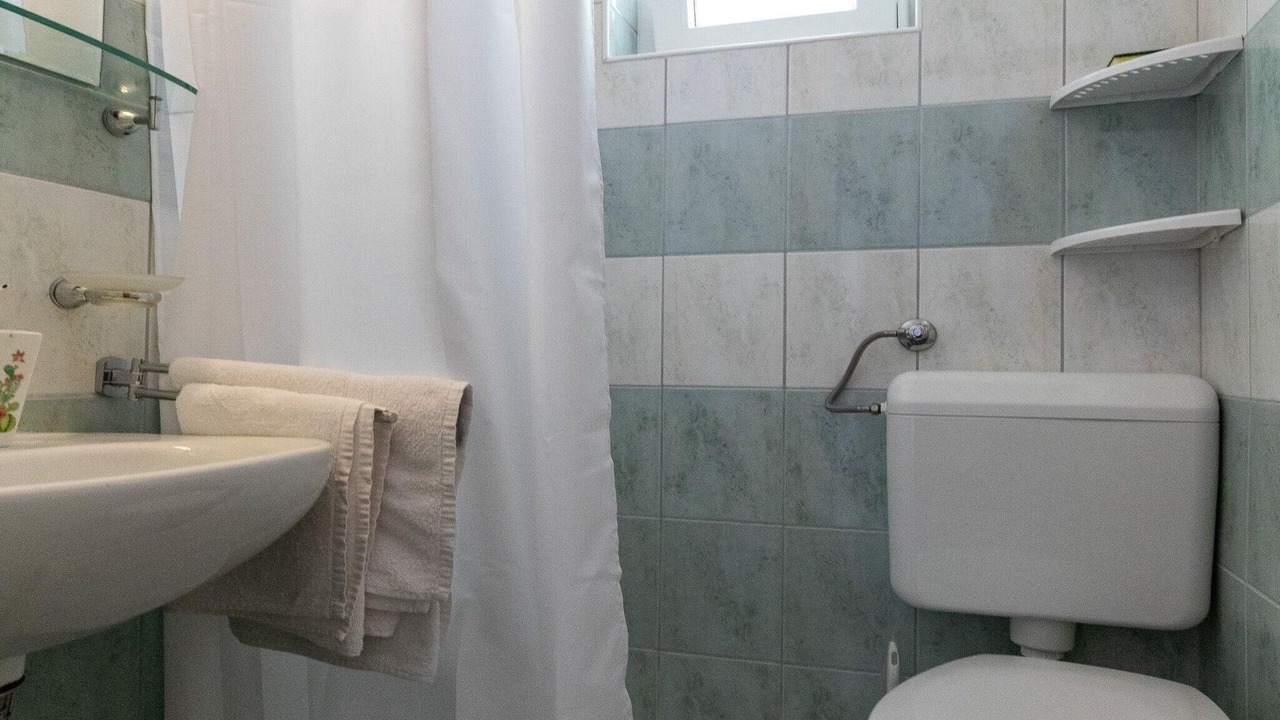 Photo of Bathroom in Plat
