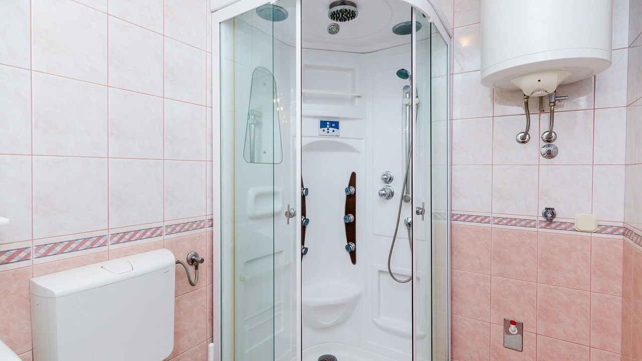 Photo of Bathroom in Gornji Kono