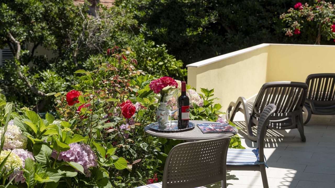 Photo of Outdoor in Molunat