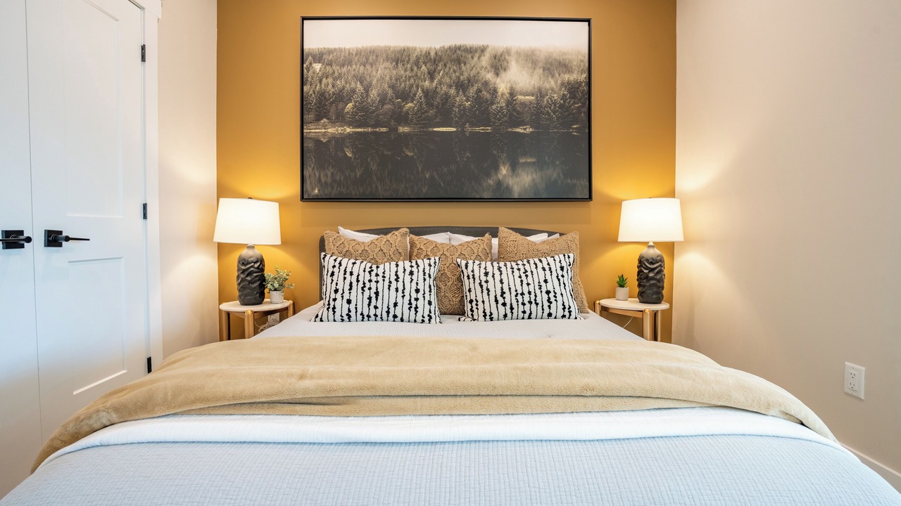 Photo of Bedroom in Chatham-Kent