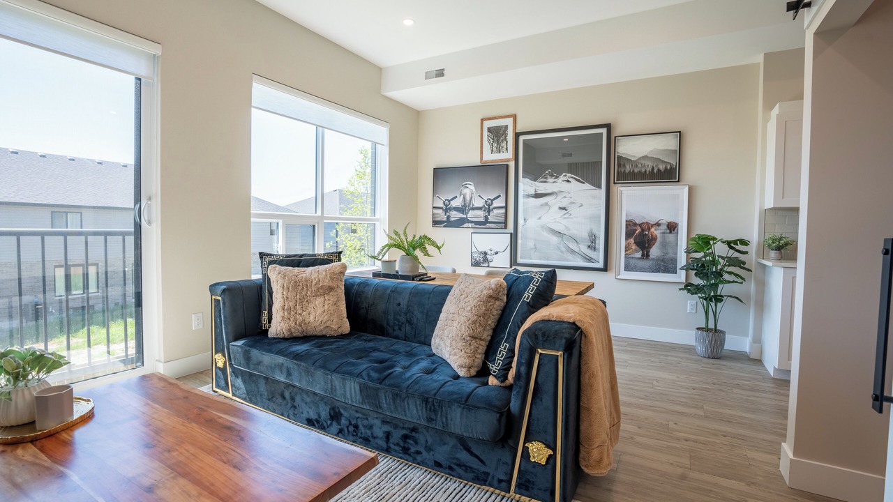 Photo of Livingroom in Chatham-Kent
