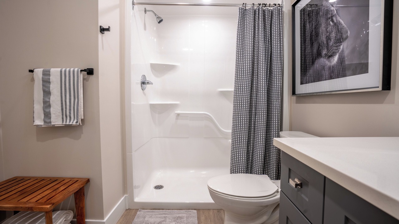 Photo of Bathroom in Chatham-Kent