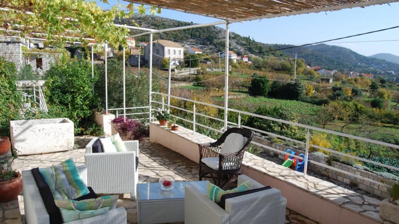 Photo of Patio Balcony in Orasac
