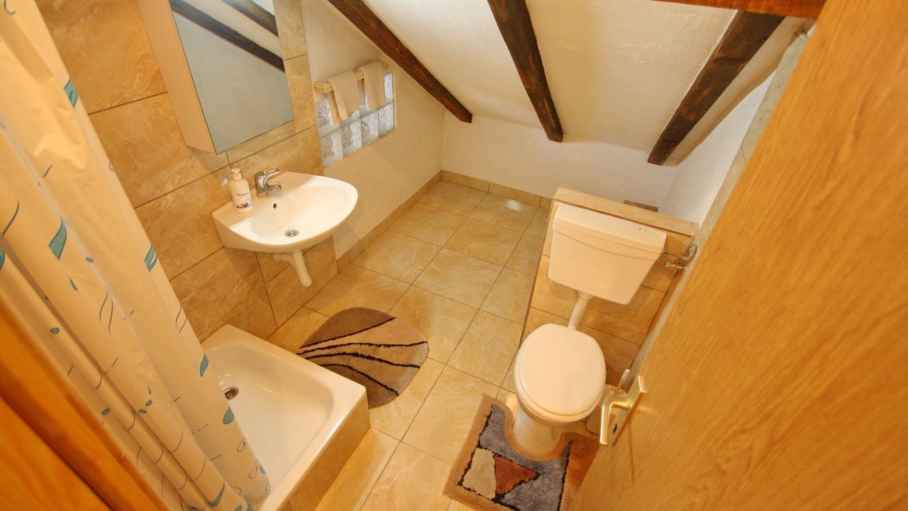 Photo of Bathroom in Drace