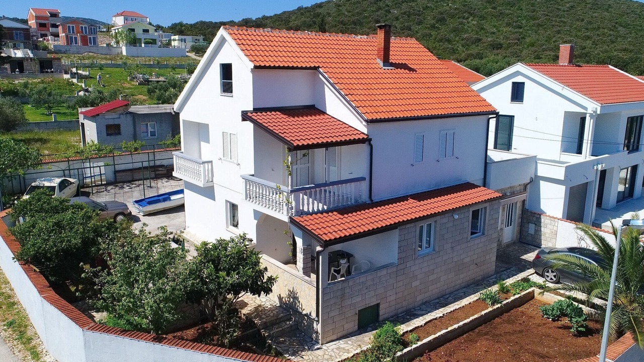 Photo of Outdoor in Drace