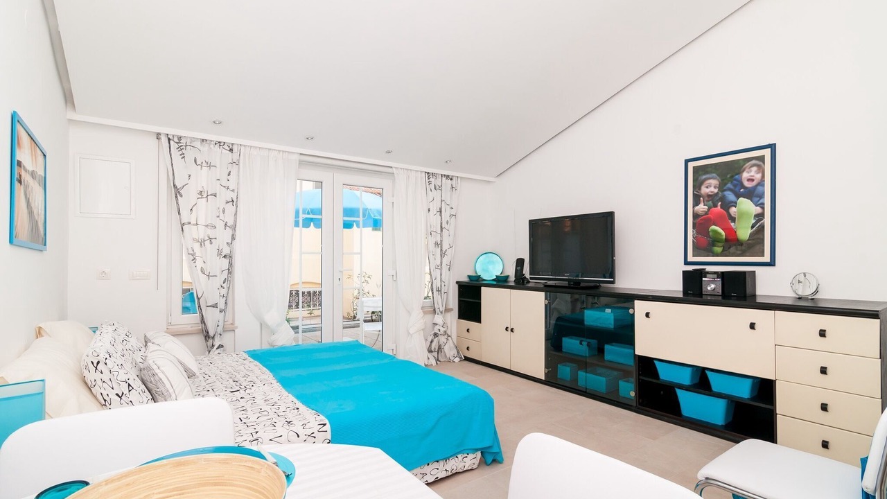 Photo of Livingroom in Pile