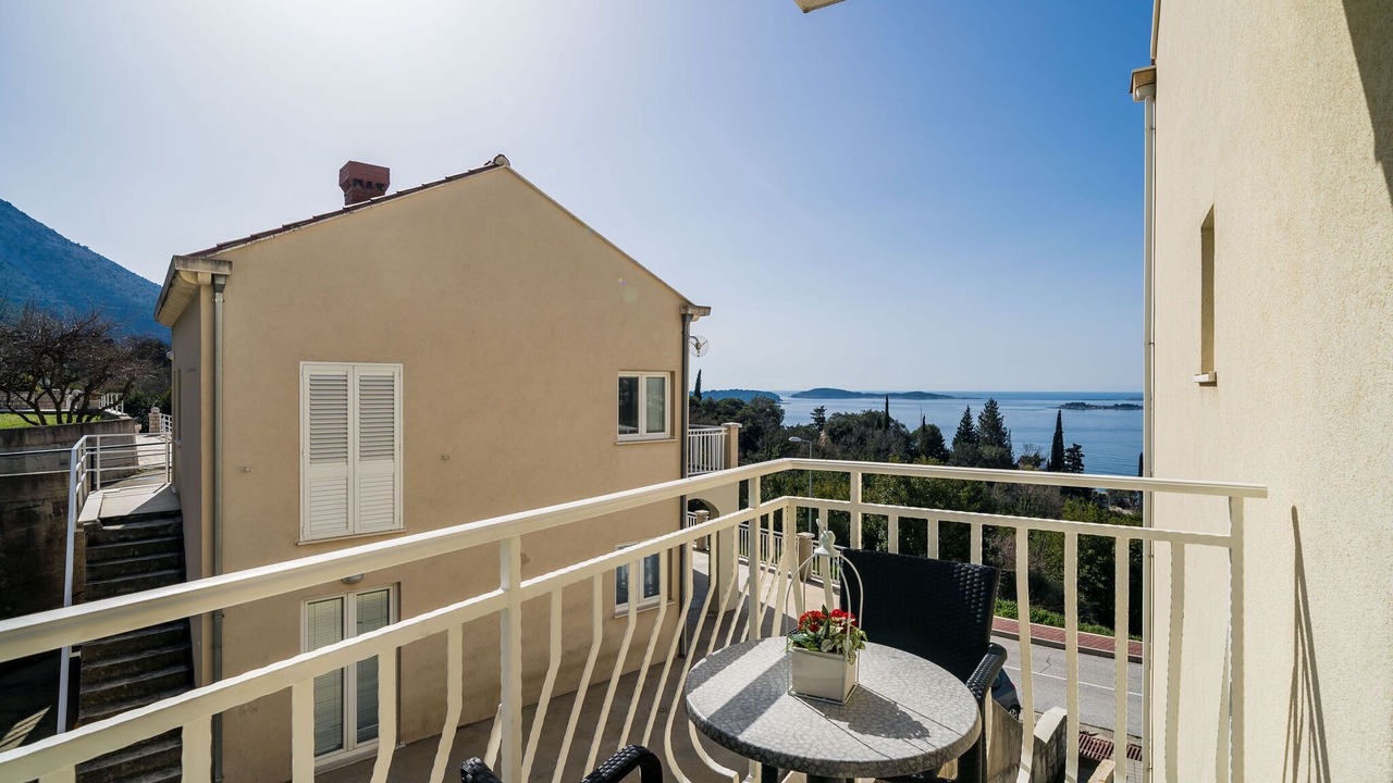Photo of Patio Balcony in Plat