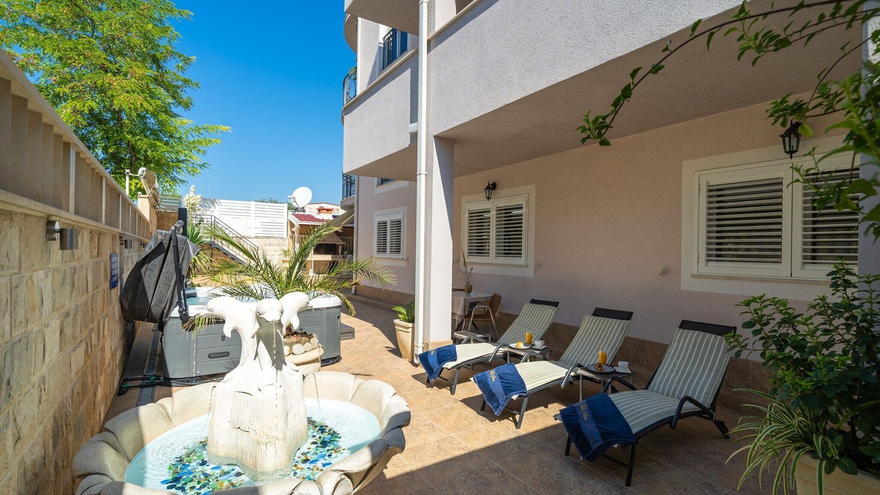 Photo of Outdoor in Montovjerna