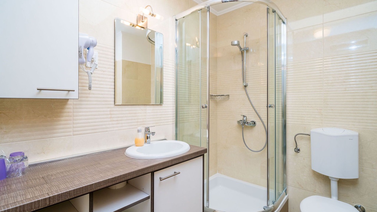 Photo of Bathroom in Plat