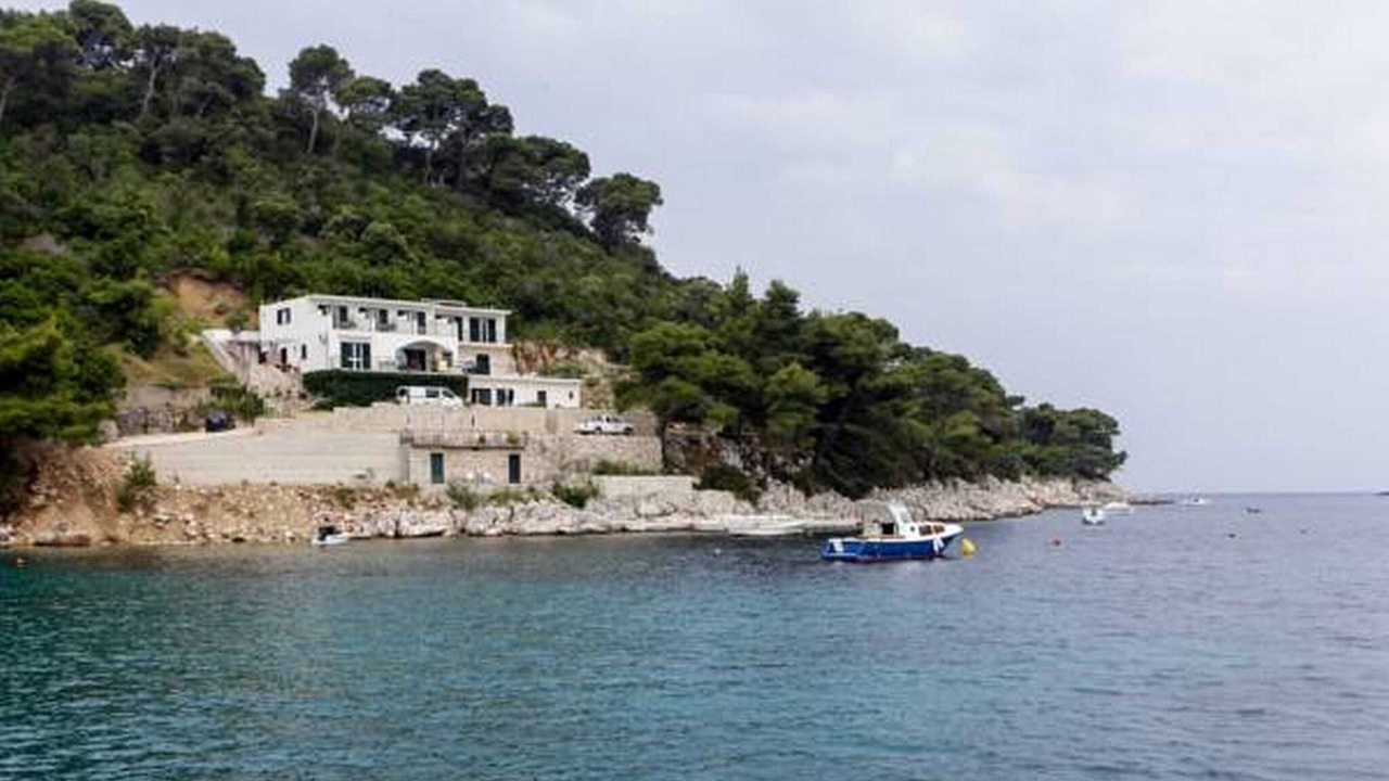 Photo of Outdoor in Saplunara