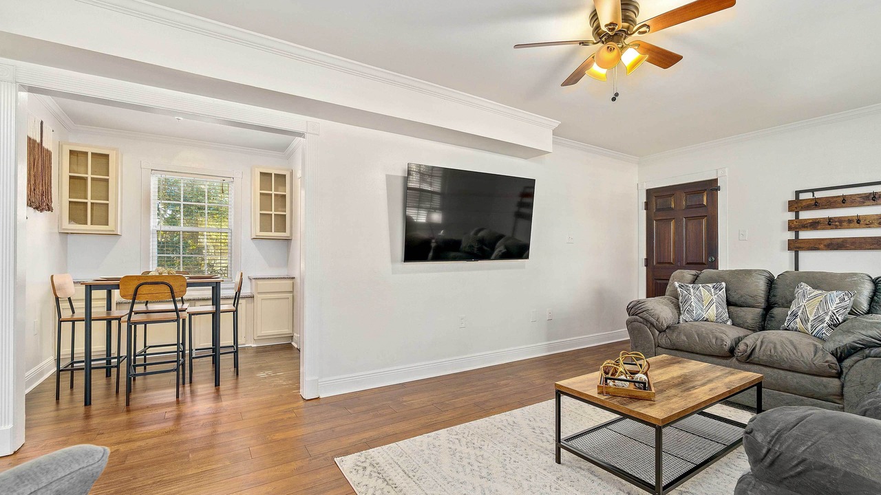 Photo of Livingroom in Mobile
