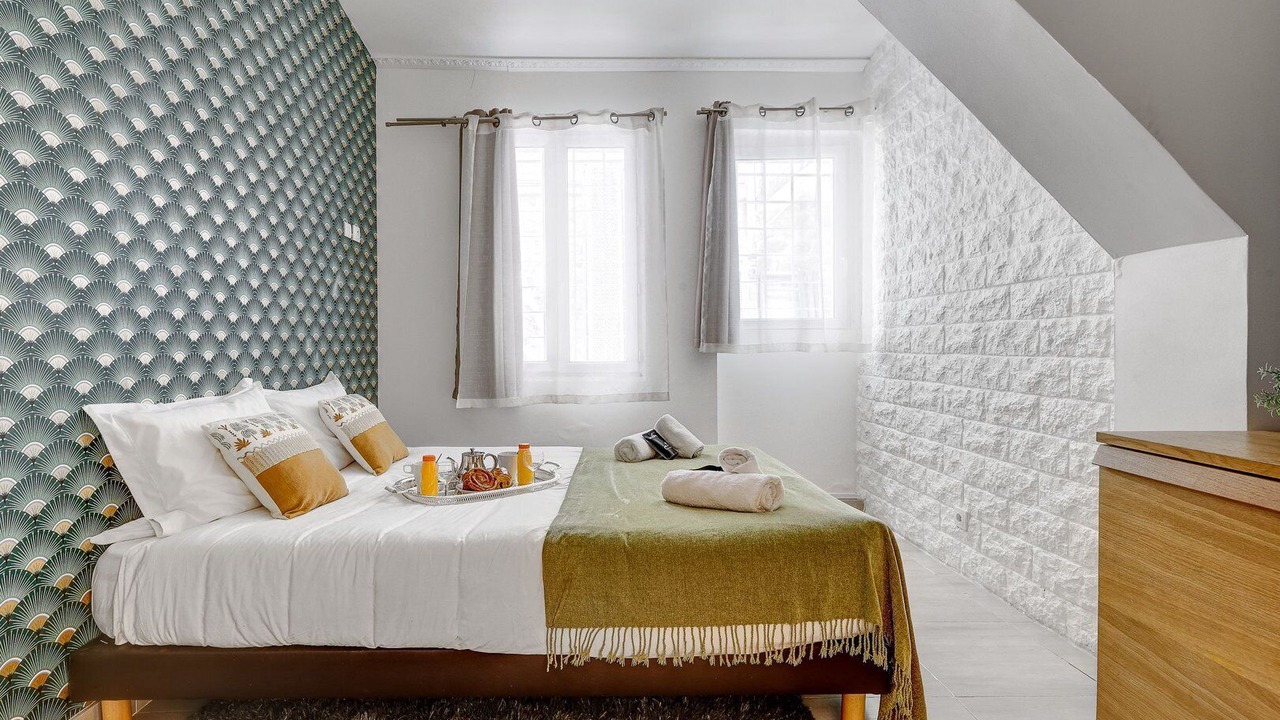 Photo of Bedroom in Arts-et-Metiers