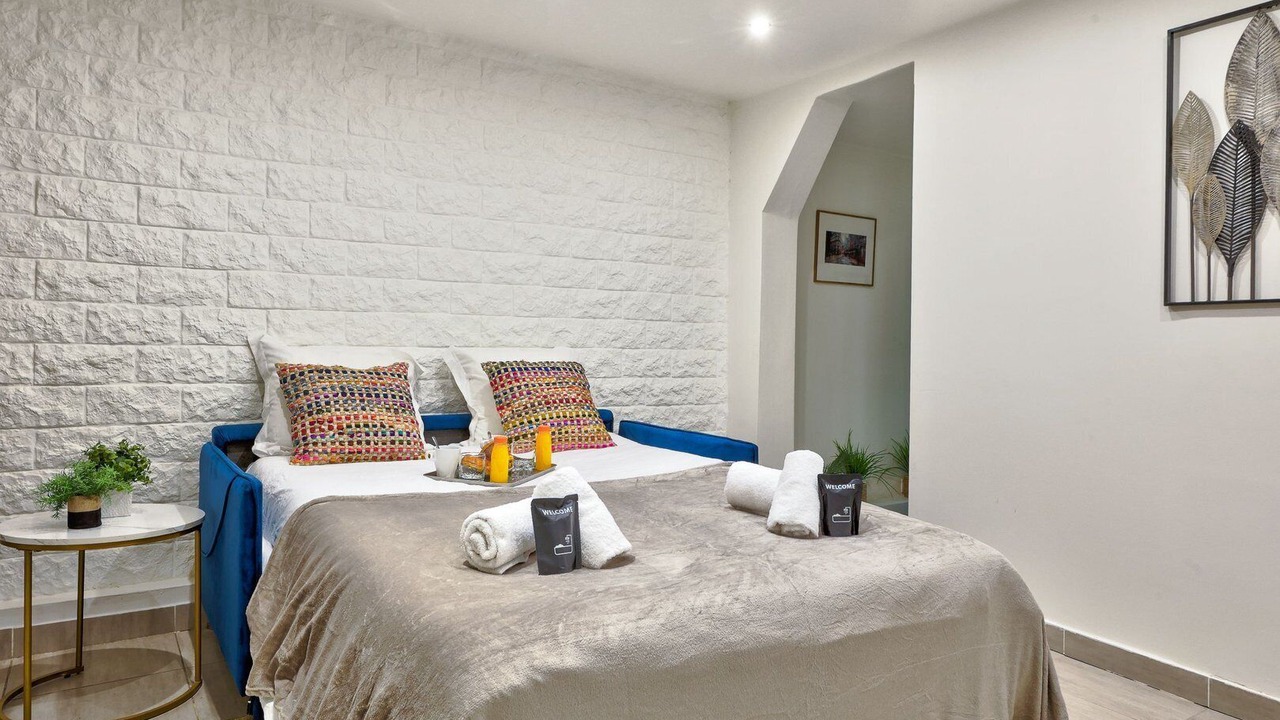 Photo of Bedroom in Arts-et-Metiers