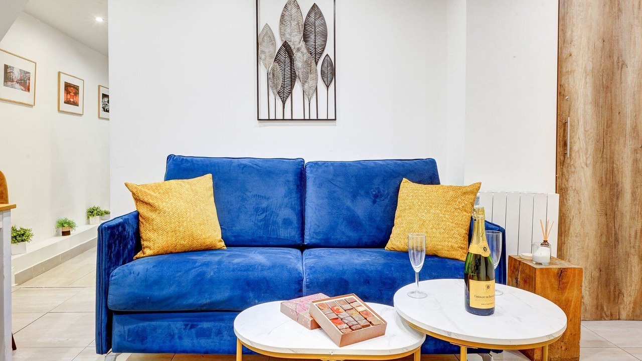 Photo of Livingroom in Arts-et-Metiers