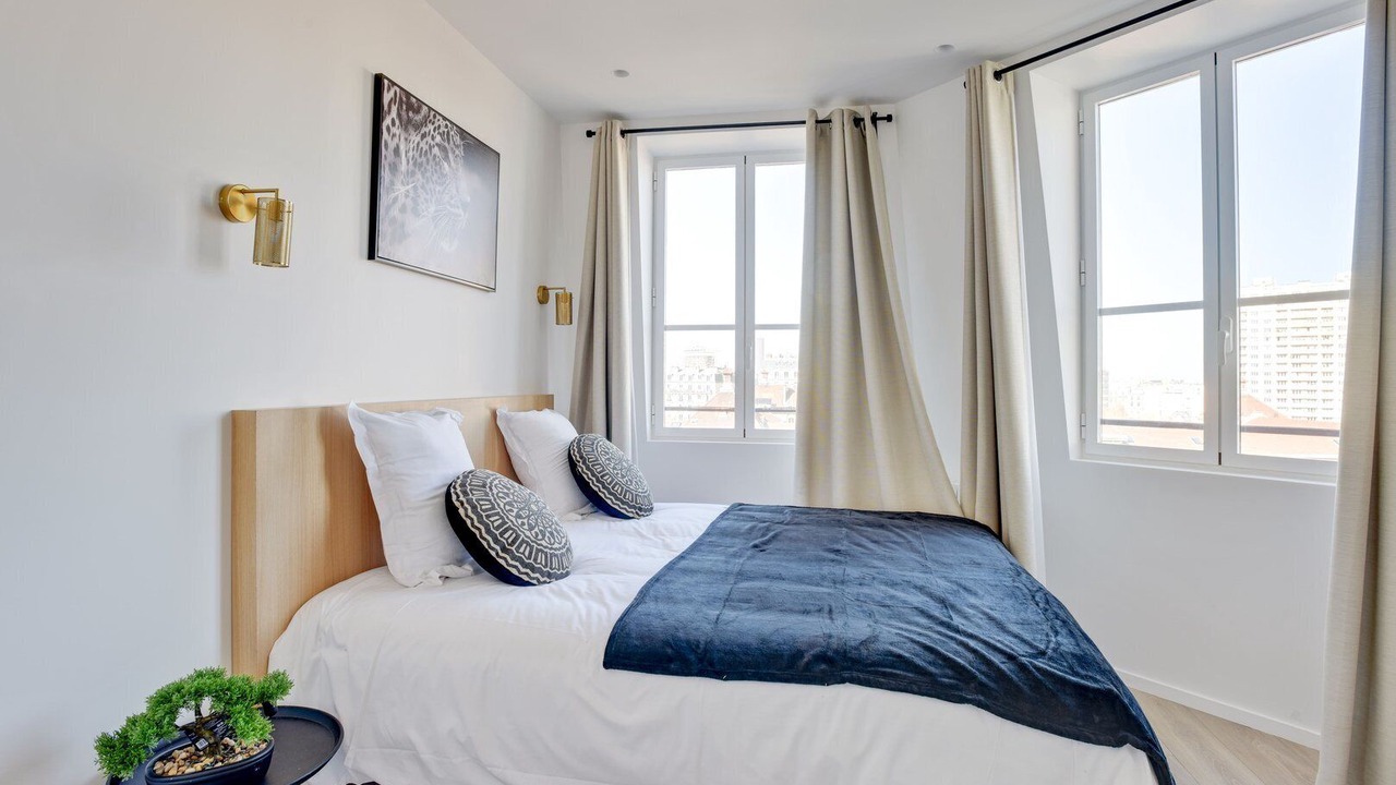 Photo of Bedroom in 13th Arrondissement