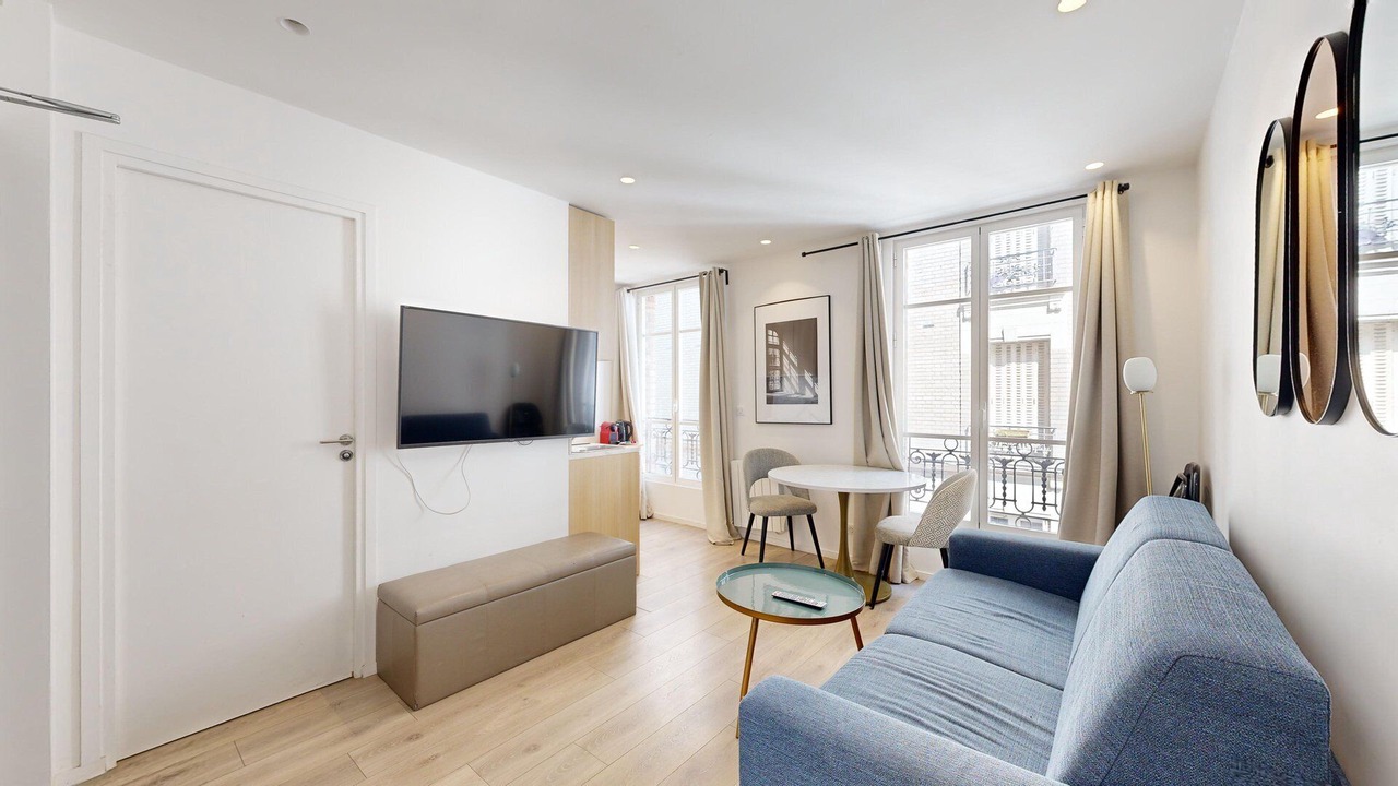 Photo of Livingroom in Quartier de la Salpetriere