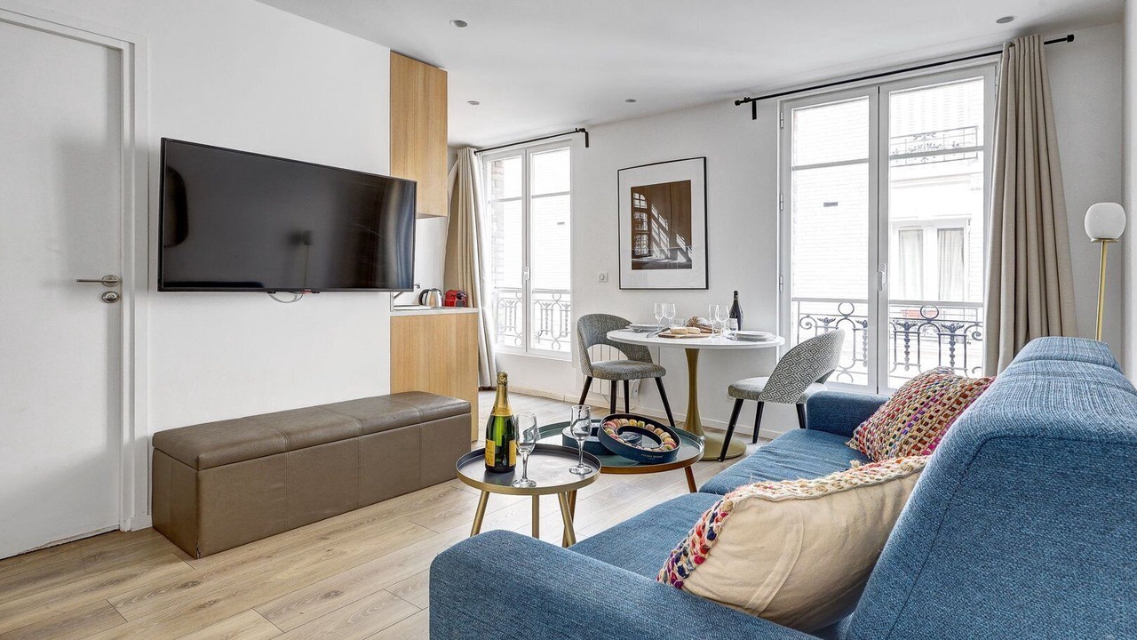 Photo of Livingroom in Quartier de la Salpetriere