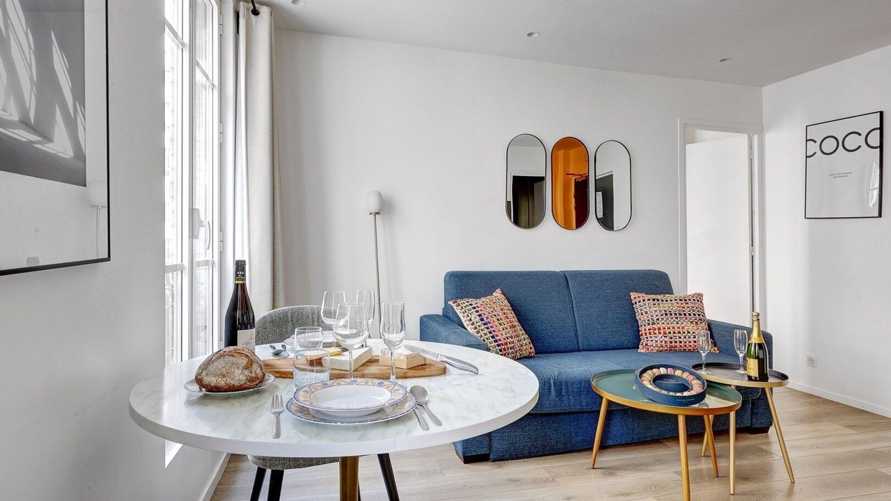 Photo of Livingroom in Quartier de la Salpetriere