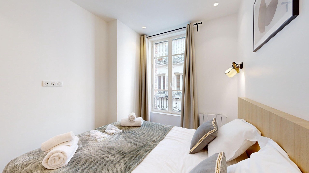 Photo of Bedroom in Quartier de la Salpetriere