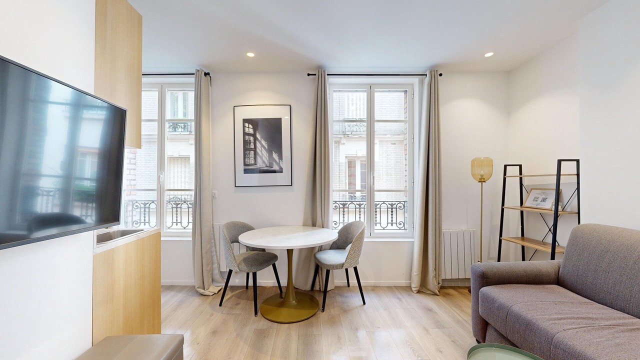 Photo of Livingroom in Quartier de la Salpetriere