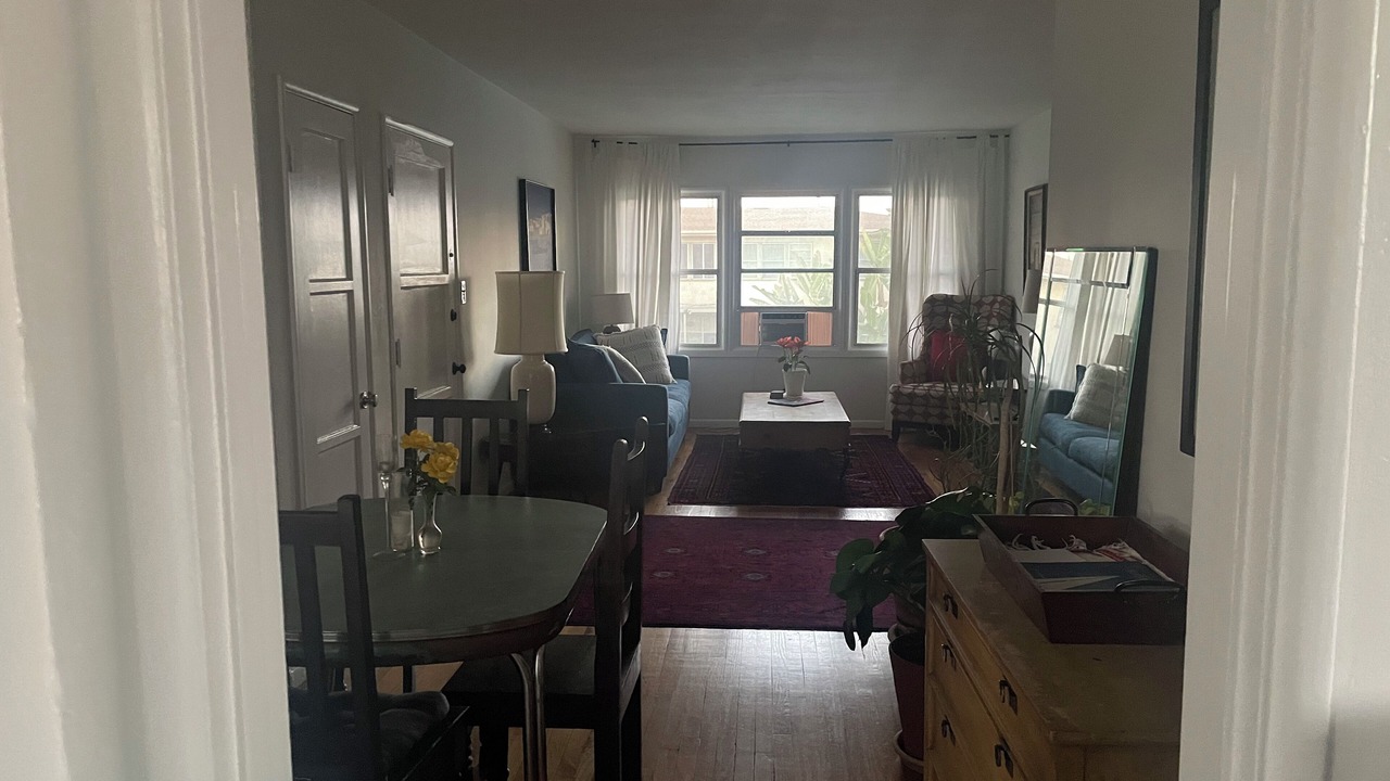 Photo of Livingroom in NoHo Arts District