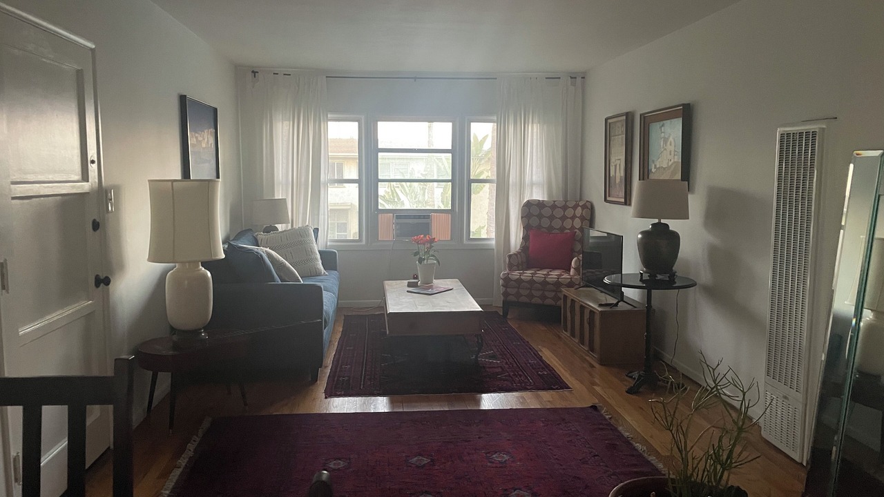 Photo of Livingroom in NoHo Arts District