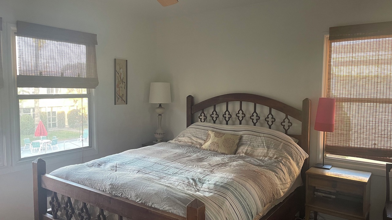 Photo of Bedroom in NoHo Arts District