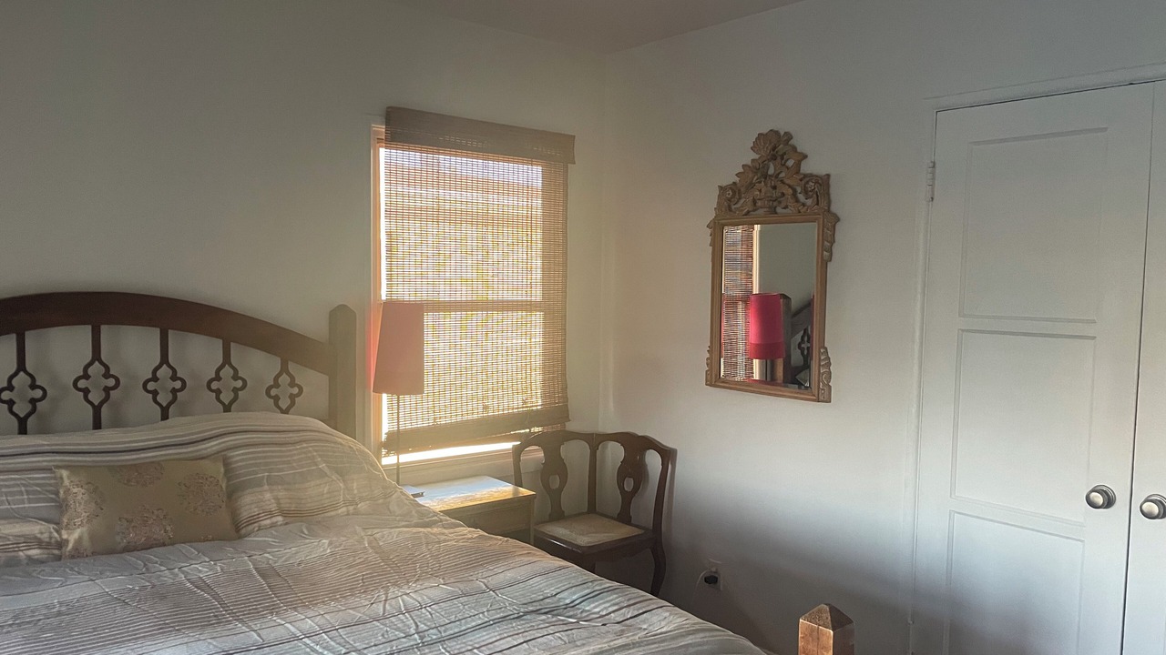 Photo of Bedroom in NoHo Arts District