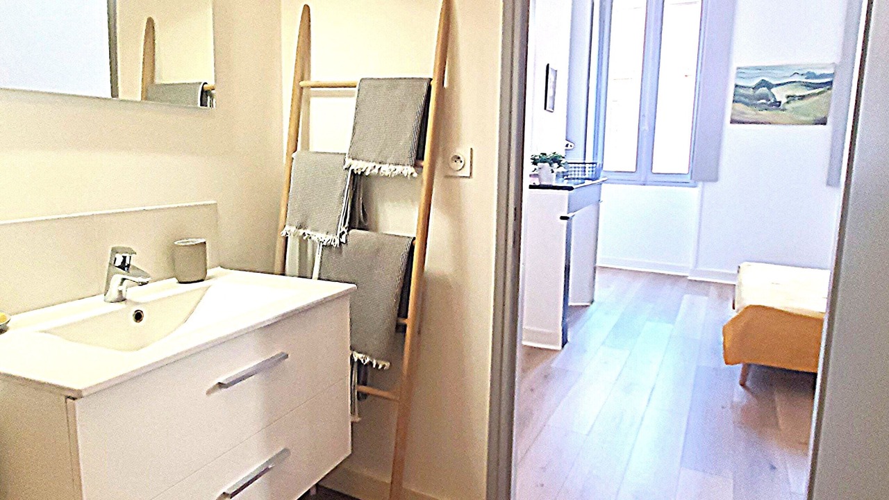 Photo of Bathroom in Saint-Etienne