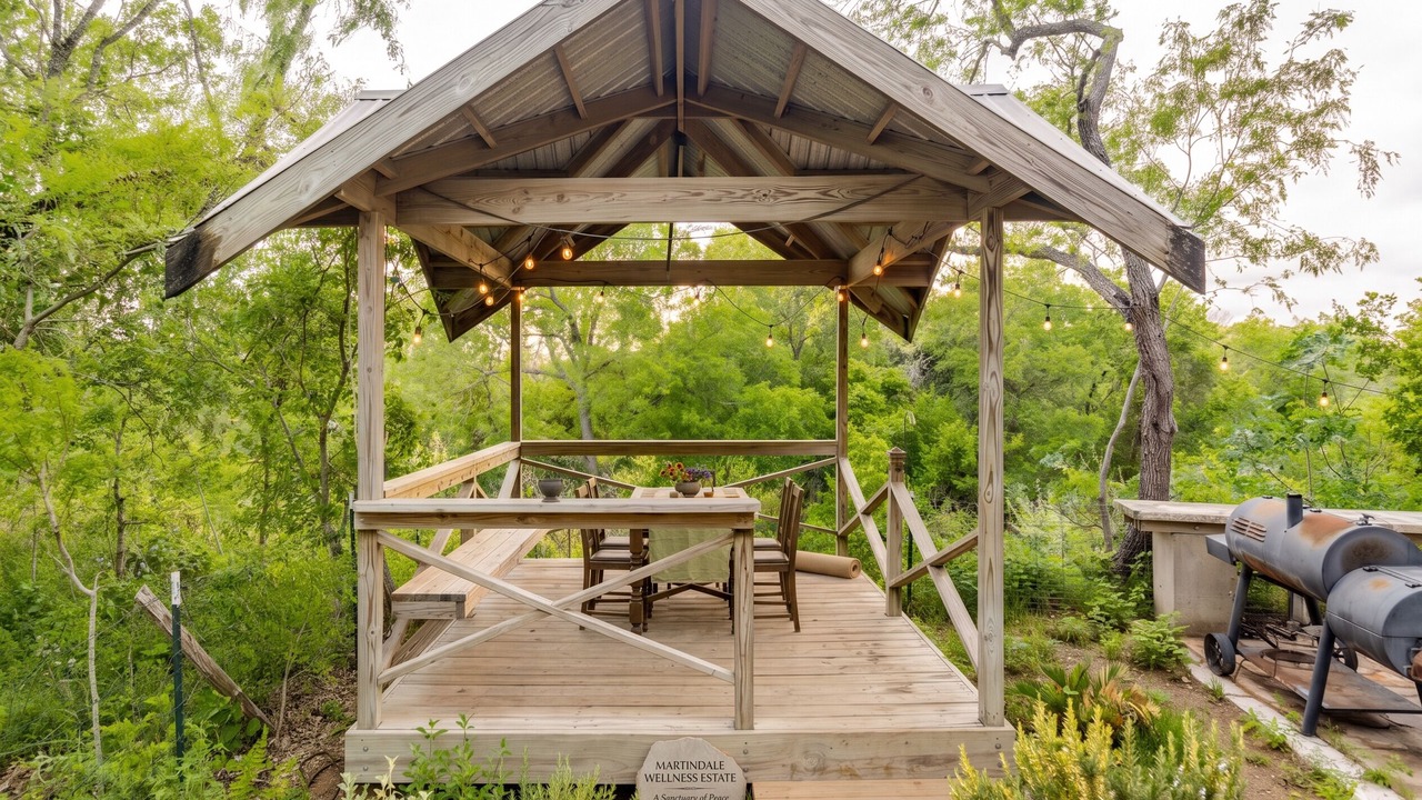 Photo of Outdoor in Martindale