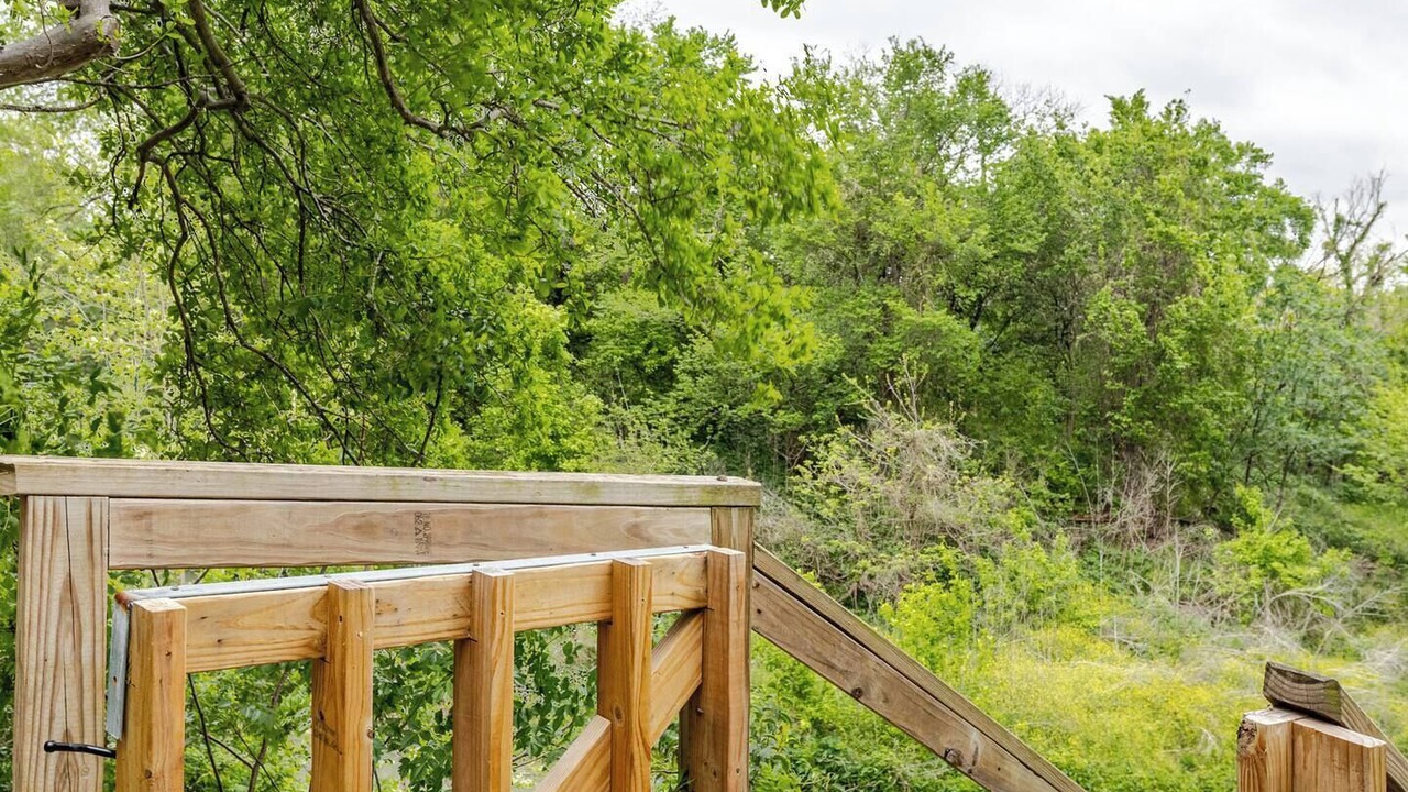 Photo of Outdoor in Martindale