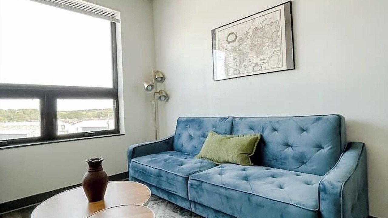 Photo of Livingroom in West Des Moines