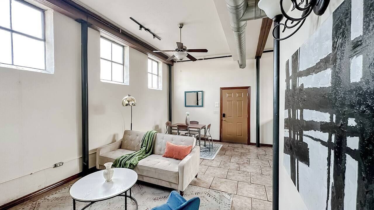 Photo of Livingroom in Springfield