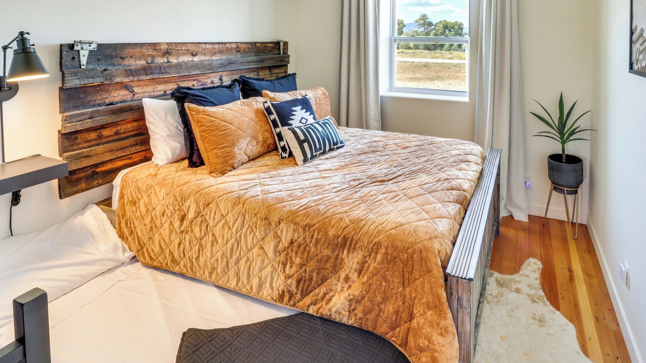 Photo of Bedroom in Ryan Park