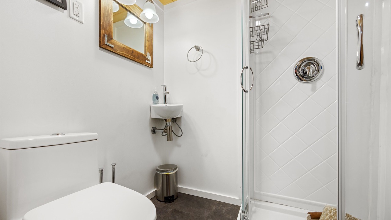 Photo of Bathroom in Orland