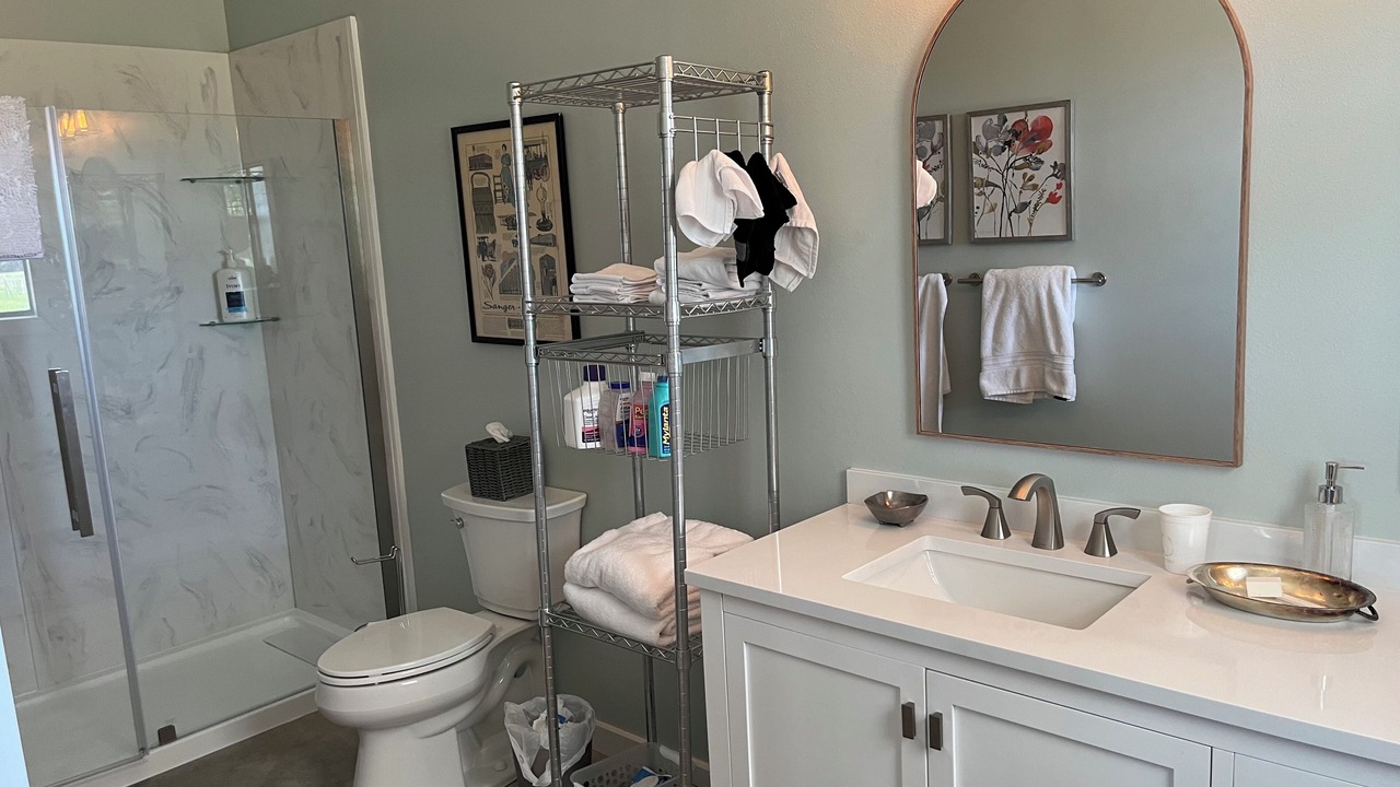Photo of Bathroom in De Leon