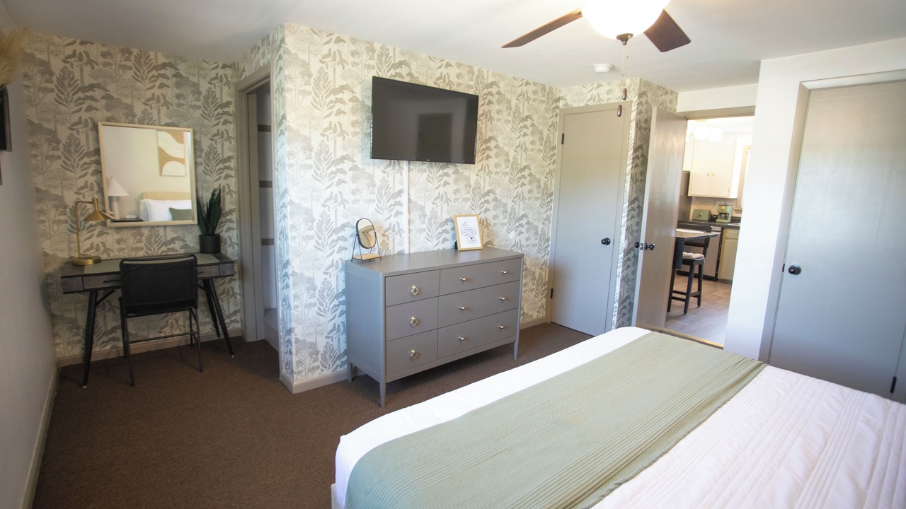 Photo of Bedroom in Menasha