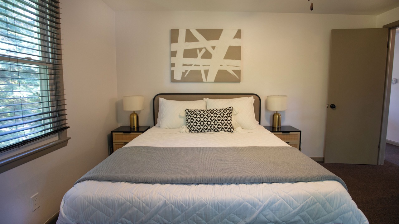 Photo of Bedroom in Menasha