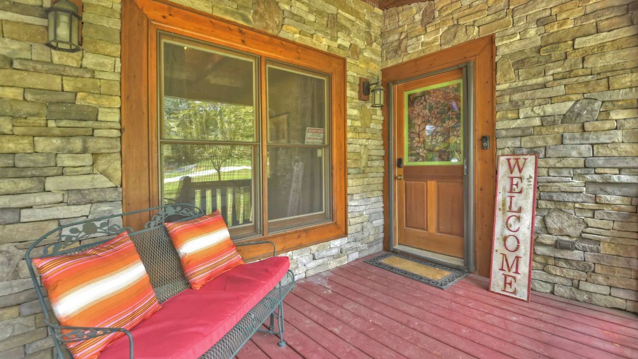 Photo of Patio Balcony in Eagle Mountain