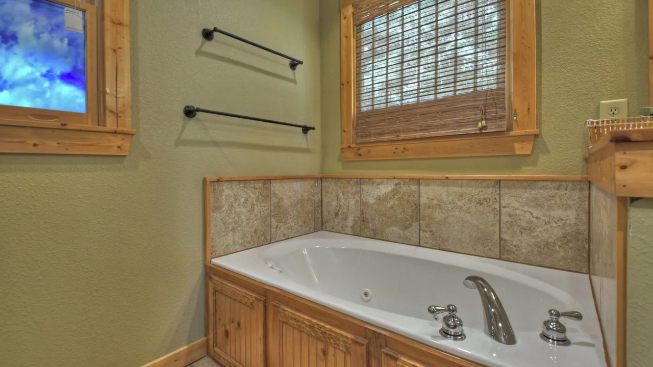 Photo of Bathroom in Eagle Mountain