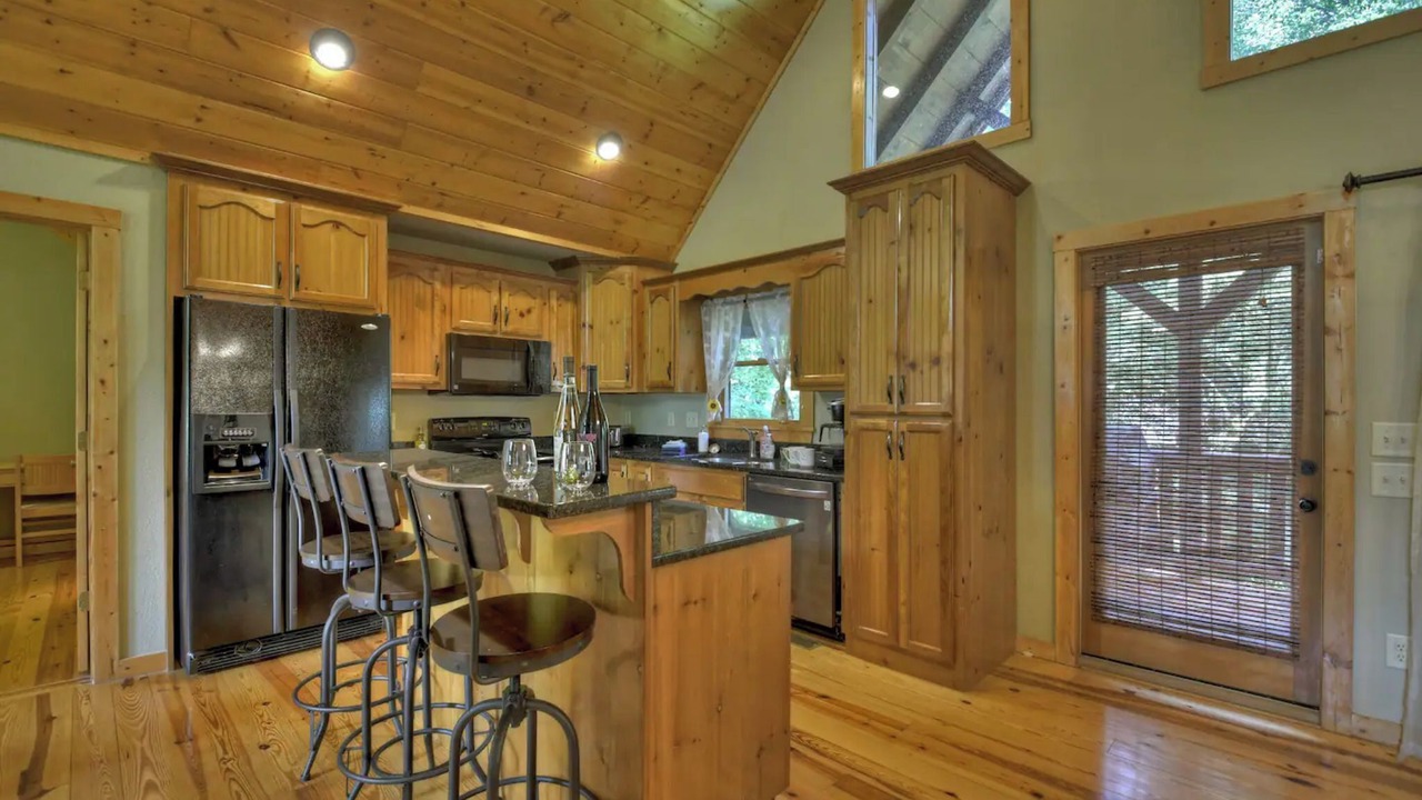 Photo of Kitchen in Eagle Mountain