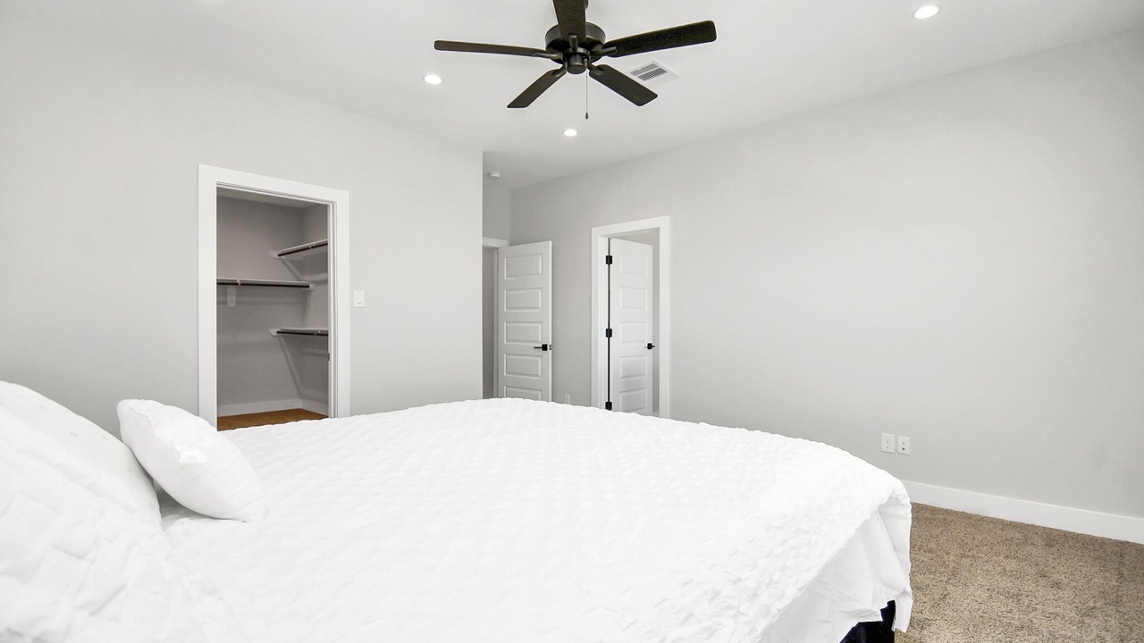 Photo of Bedroom in Clodine