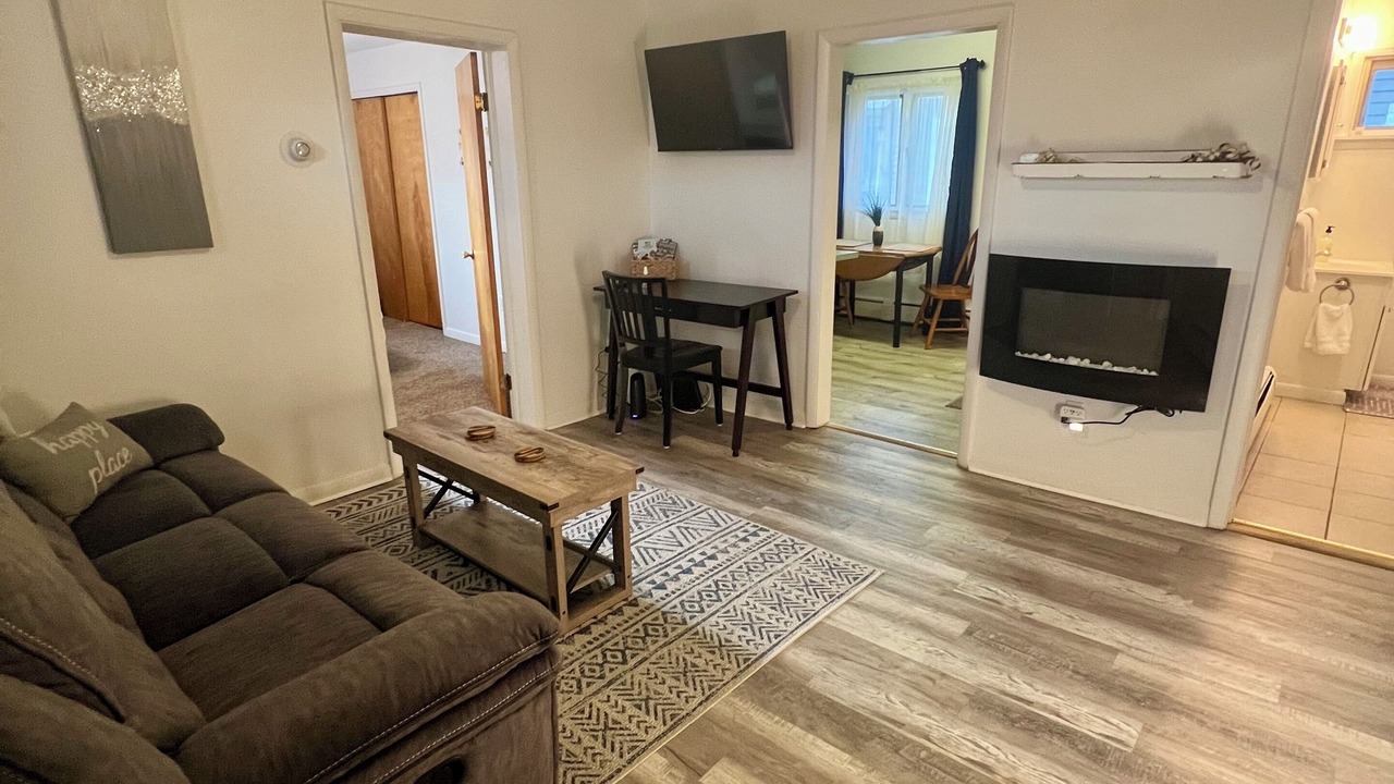 Photo of Livingroom in Corning