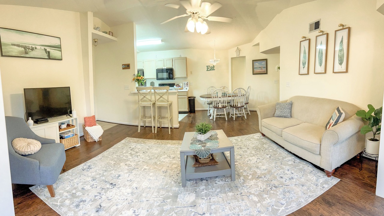 Photo of Livingroom in Garden City