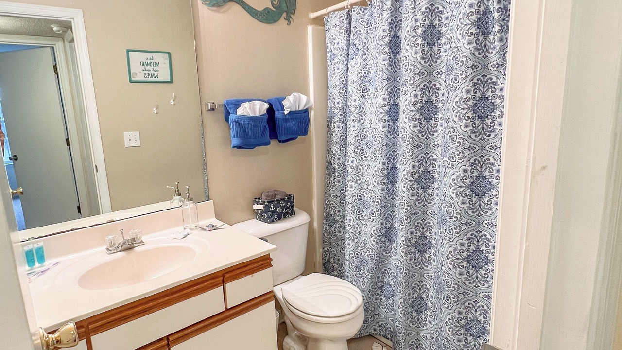Photo of Bathroom in Garden City