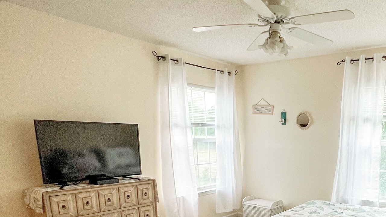 Photo of Bedroom in Garden City
