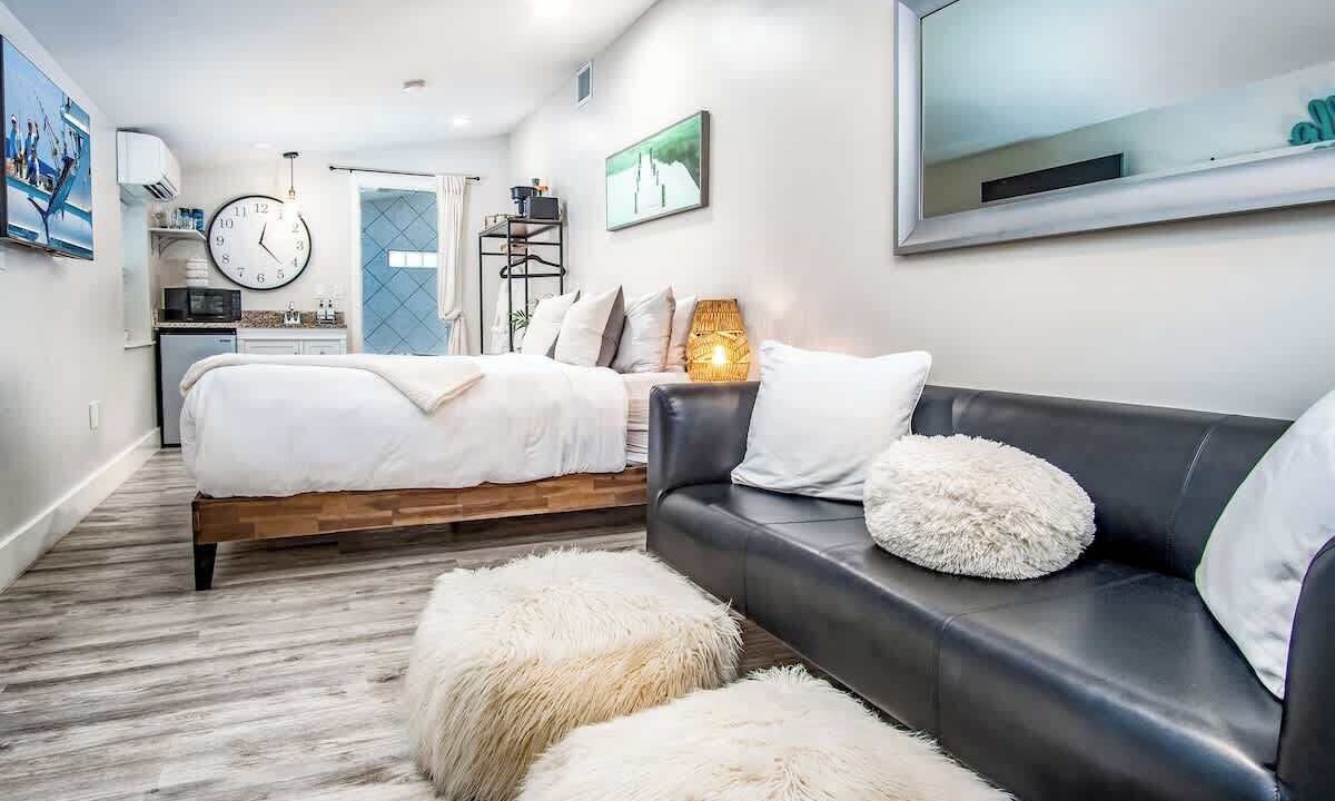 Photo of Bedroom in Midtown